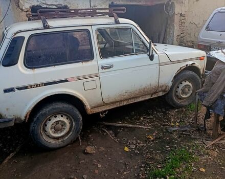 Бежевый ВАЗ Нива, объемом двигателя 1.6 л и пробегом 0 тыс. км за 2100 $, фото 7 на Automoto.ua