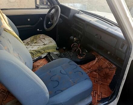 Бежевый ВАЗ Нива, объемом двигателя 1.6 л и пробегом 0 тыс. км за 2100 $, фото 2 на Automoto.ua