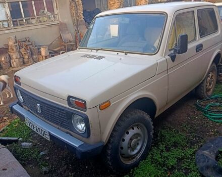 Бежевый ВАЗ Нива, объемом двигателя 1.6 л и пробегом 0 тыс. км за 2100 $, фото 1 на Automoto.ua