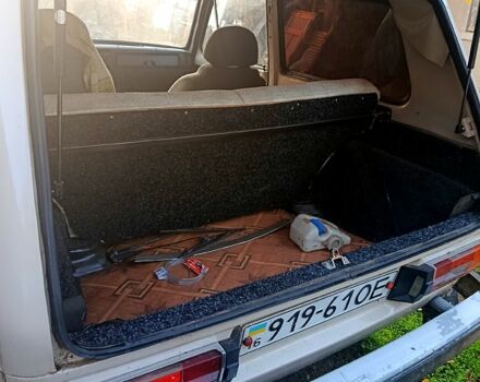 Бежевый ВАЗ Нива, объемом двигателя 1.6 л и пробегом 0 тыс. км за 2100 $, фото 4 на Automoto.ua