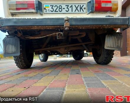 Бежевый ВАЗ Нива, объемом двигателя 1.6 л и пробегом 43 тыс. км за 900 $, фото 2 на Automoto.ua