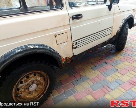 Бежевый ВАЗ Нива, объемом двигателя 1.6 л и пробегом 43 тыс. км за 900 $, фото 6 на Automoto.ua