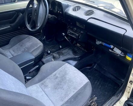 Бежевый ВАЗ Нива, объемом двигателя 1.6 л и пробегом 0 тыс. км за 2450 $, фото 4 на Automoto.ua