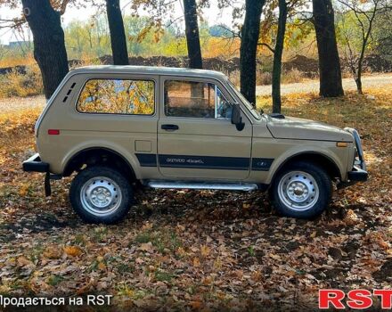 Бежевый ВАЗ Нива, объемом двигателя 1.7 л и пробегом 120 тыс. км за 1900 $, фото 8 на Automoto.ua