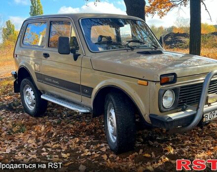 Бежевый ВАЗ Нива, объемом двигателя 1.7 л и пробегом 120 тыс. км за 1900 $, фото 1 на Automoto.ua