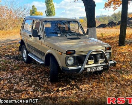 Бежевый ВАЗ Нива, объемом двигателя 1.7 л и пробегом 120 тыс. км за 1900 $, фото 6 на Automoto.ua