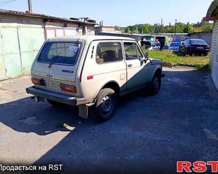 Бежевый ВАЗ Нива, объемом двигателя 1.6 л и пробегом 160 тыс. км за 1200 $, фото 2 на Automoto.ua