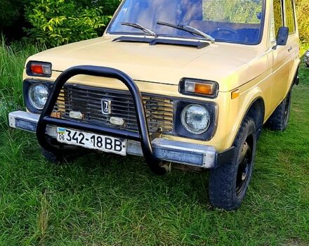 Бежевий ВАЗ Нива, об'ємом двигуна 1.6 л та пробігом 200 тис. км за 1500 $, фото 1 на Automoto.ua