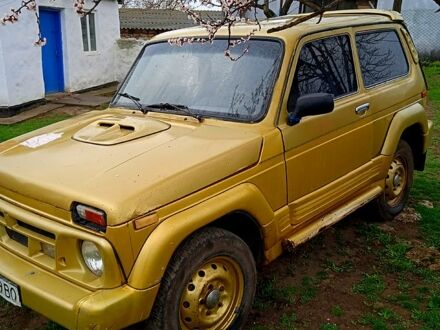 ВАЗ Нива 1988 в Еланце на Automoto.ua Бежевый ВАЗ Нива, объемом двигателя 1.6 л и пробегом 111 тыс. км за 1100 $, фото 1 на Automoto.ua