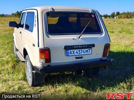 Бежевий ВАЗ Нива, об'ємом двигуна 1.7 л та пробігом 231 тис. км за 3400 $, фото 1 на Automoto.ua