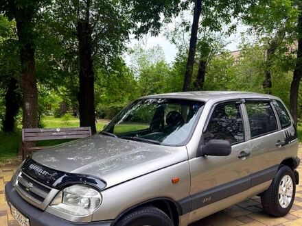 ВАЗ Нива 2008 у Кривому Розі на Automoto.ua Бежевий ВАЗ Нива, об'ємом двигуна 1.7 л та пробігом 200 тис. км за 2500 $, фото 1 на Automoto.ua