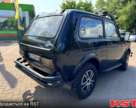 Черный ВАЗ Нива, объемом двигателя 1.6 л и пробегом 183 тыс. км за 2300 $, фото 5 на Automoto.ua
