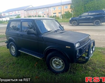 Чорний ВАЗ Нива, об'ємом двигуна 1.7 л та пробігом 0 тис. км за 2300 $, фото 3 на Automoto.ua