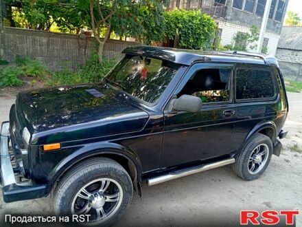 Чорний ВАЗ Нива, об'ємом двигуна 1.7 л та пробігом 100 тис. км за 3200 $, фото 1 на Automoto.ua