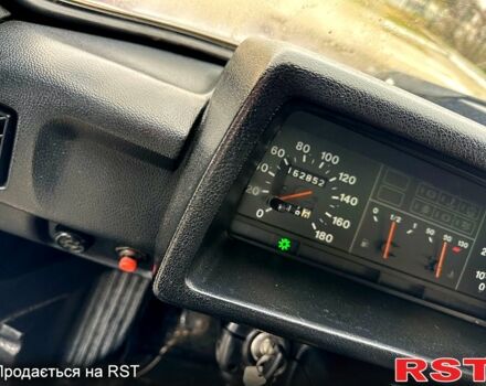 Фіолетовий ВАЗ Нива, об'ємом двигуна 1.7 л та пробігом 162 тис. км за 3300 $, фото 5 на Automoto.ua