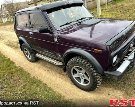 Фіолетовий ВАЗ Нива, об'ємом двигуна 1.7 л та пробігом 162 тис. км за 3300 $, фото 1 на Automoto.ua