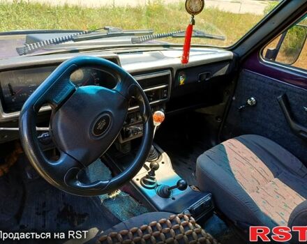 Фиолетовый ВАЗ Нива, объемом двигателя 1.7 л и пробегом 0 тыс. км за 3000 $, фото 9 на Automoto.ua