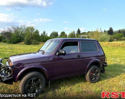 Фиолетовый ВАЗ Нива, объемом двигателя 1.7 л и пробегом 123 тыс. км за 3500 $, фото 1 на Automoto.ua