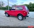 Красный ВАЗ Нива, объемом двигателя 1.6 л и пробегом 93 тыс. км за 2400 $, фото 2 на Automoto.ua