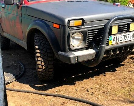 Красный ВАЗ Нива, объемом двигателя 1.9 л и пробегом 50 тыс. км за 2500 $, фото 12 на Automoto.ua