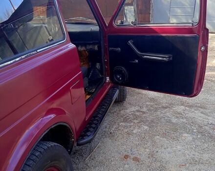 Червоний ВАЗ Нива, об'ємом двигуна 1.6 л та пробігом 0 тис. км за 2800 $, фото 12 на Automoto.ua