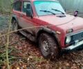 Красный ВАЗ Нива, объемом двигателя 1.6 л и пробегом 100 тыс. км за 1650 $, фото 1 на Automoto.ua
