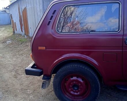 Червоний ВАЗ Нива, об'ємом двигуна 1.6 л та пробігом 0 тис. км за 2800 $, фото 3 на Automoto.ua
