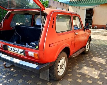 Красный ВАЗ Нива, объемом двигателя 1.6 л и пробегом 0 тыс. км за 1600 $, фото 2 на Automoto.ua