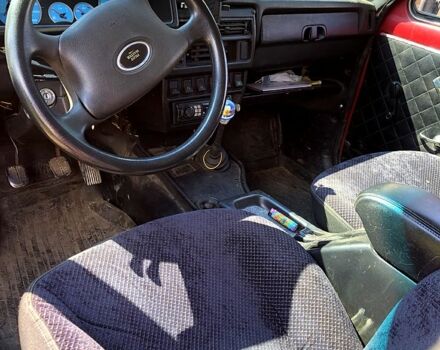 Красный ВАЗ Нива, объемом двигателя 1.9 л и пробегом 50 тыс. км за 2500 $, фото 10 на Automoto.ua