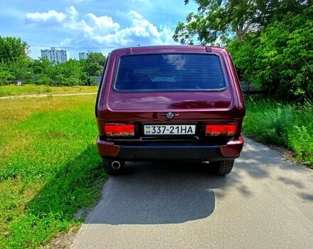 Красный ВАЗ Нива, объемом двигателя 1.6 л и пробегом 0 тыс. км за 3300 $, фото 4 на Automoto.ua