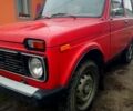 Красный ВАЗ Нива, объемом двигателя 1.6 л и пробегом 107 тыс. км за 2000 $, фото 2 на Automoto.ua