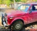 Красный ВАЗ Нива, объемом двигателя 1.6 л и пробегом 280 тыс. км за 1000 $, фото 5 на Automoto.ua