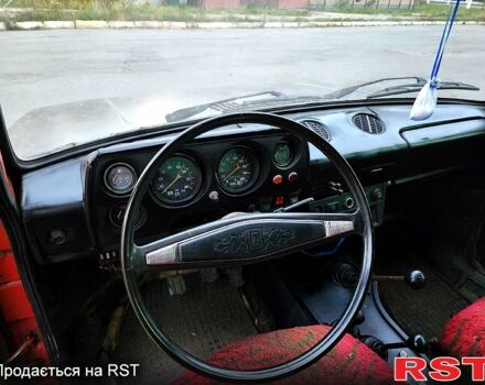 Красный ВАЗ Нива, объемом двигателя 1.6 л и пробегом 0 тыс. км за 1100 $, фото 4 на Automoto.ua