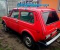 Красный ВАЗ Нива, объемом двигателя 1.6 л и пробегом 107 тыс. км за 2000 $, фото 3 на Automoto.ua