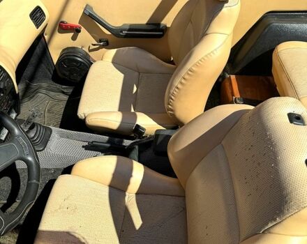 Червоний ВАЗ Нива, об'ємом двигуна 1.6 л та пробігом 0 тис. км за 2000 $, фото 10 на Automoto.ua