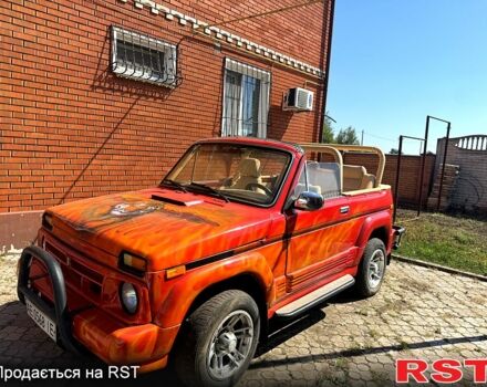 Червоний ВАЗ Нива, об'ємом двигуна 1.6 л та пробігом 0 тис. км за 2000 $, фото 1 на Automoto.ua