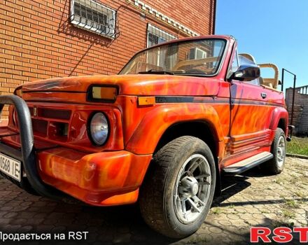 Червоний ВАЗ Нива, об'ємом двигуна 1.6 л та пробігом 0 тис. км за 2000 $, фото 4 на Automoto.ua