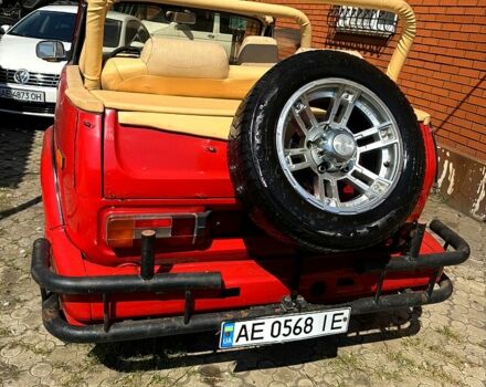Червоний ВАЗ Нива, об'ємом двигуна 1.6 л та пробігом 0 тис. км за 2000 $, фото 2 на Automoto.ua