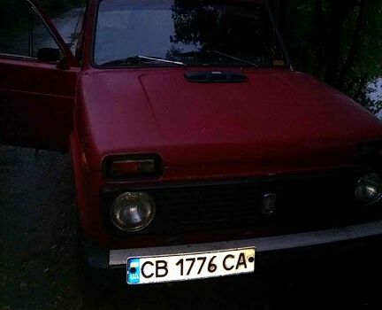 Красный ВАЗ Нива, объемом двигателя 1.6 л и пробегом 0 тыс. км за 1750 $, фото 1 на Automoto.ua