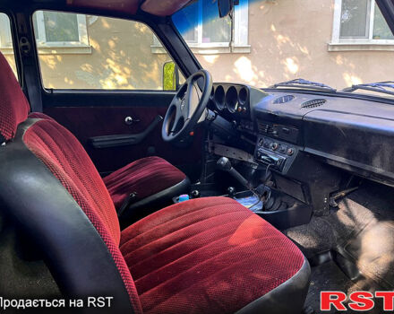 Красный ВАЗ Нива, объемом двигателя 1.6 л и пробегом 0 тыс. км за 2500 $, фото 6 на Automoto.ua