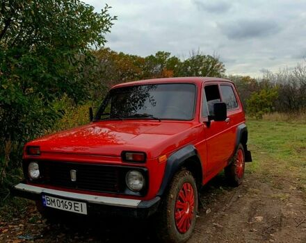 Червоний ВАЗ Нива, об'ємом двигуна 1.6 л та пробігом 0 тис. км за 2000 $, фото 4 на Automoto.ua