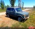 Красный ВАЗ Нива, объемом двигателя 1.6 л и пробегом 300 тыс. км за 800 $, фото 1 на Automoto.ua