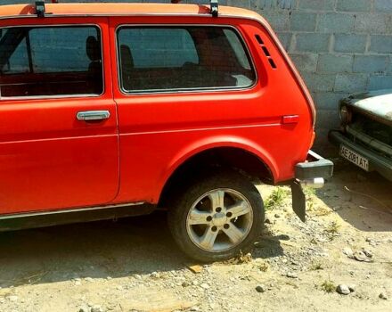 Красный ВАЗ Нива, объемом двигателя 1.6 л и пробегом 0 тыс. км за 3200 $, фото 1 на Automoto.ua