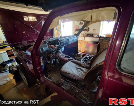 Красный ВАЗ Нива, объемом двигателя 1.7 л и пробегом 62 тыс. км за 1600 $, фото 5 на Automoto.ua