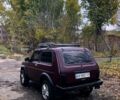 Червоний ВАЗ Нива, об'ємом двигуна 1.7 л та пробігом 78 тис. км за 2550 $, фото 3 на Automoto.ua
