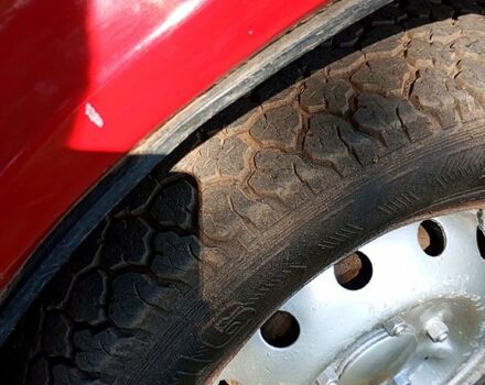 Красный ВАЗ Нива, объемом двигателя 1.7 л и пробегом 111 тыс. км за 2000 $, фото 5 на Automoto.ua