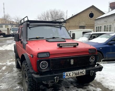 Красный ВАЗ Нива, объемом двигателя 2 л и пробегом 0 тыс. км за 4000 $, фото 1 на Automoto.ua