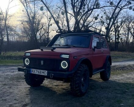 Красный ВАЗ Нива, объемом двигателя 2 л и пробегом 0 тыс. км за 4000 $, фото 7 на Automoto.ua