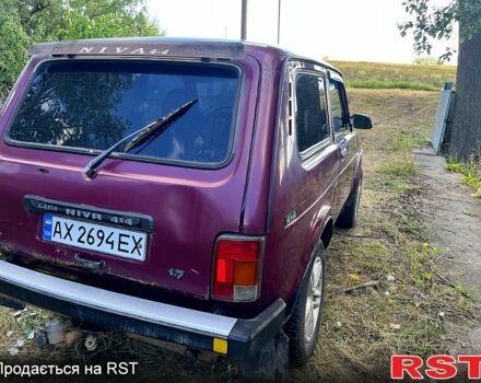 Красный ВАЗ Нива, объемом двигателя 1.7 л и пробегом 150 тыс. км за 1500 $, фото 5 на Automoto.ua