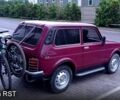 Красный ВАЗ Нива, объемом двигателя 1.7 л и пробегом 130 тыс. км за 3500 $, фото 9 на Automoto.ua